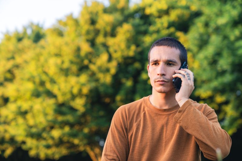 California employee calling employment lawyer about unpaid final paycheck