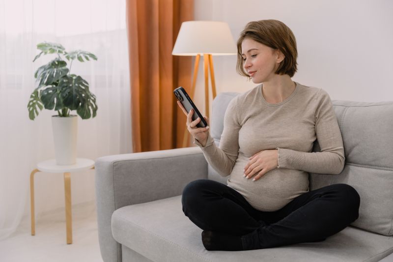 Contact Frontier Law Center for a free pregnancy discrimination consultation